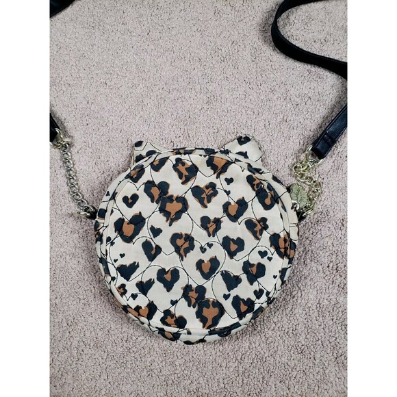 Betsey Johnson Luv Betsey Cheetah Heart Print Round Crossbody With Cat Ears Sz S - Picture 2 of 9